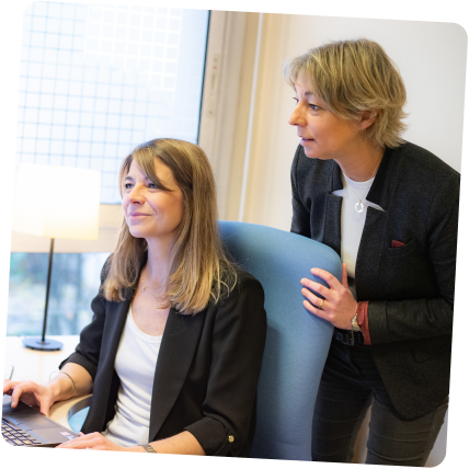 deux soeurs expertes-comptables, Delphine Pages Boutault et Julie Pages